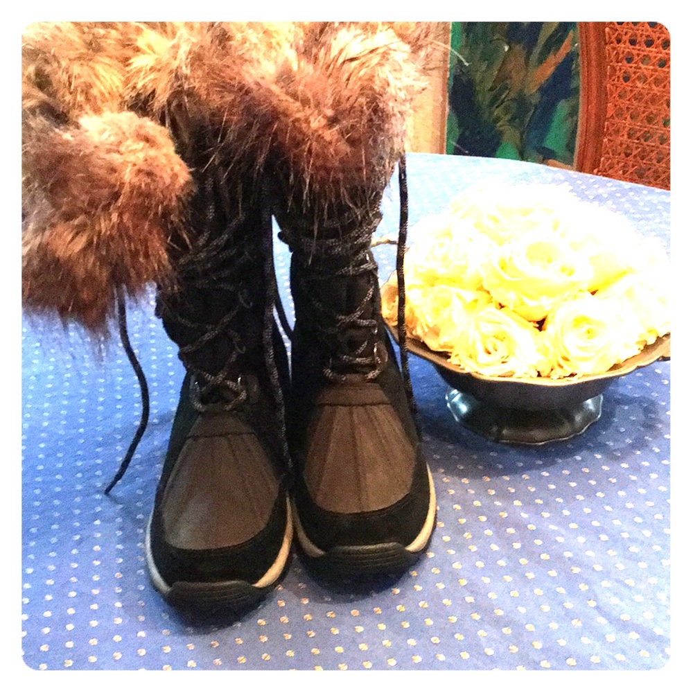 Clarks women’s size 7 Thinsulate ultra boot